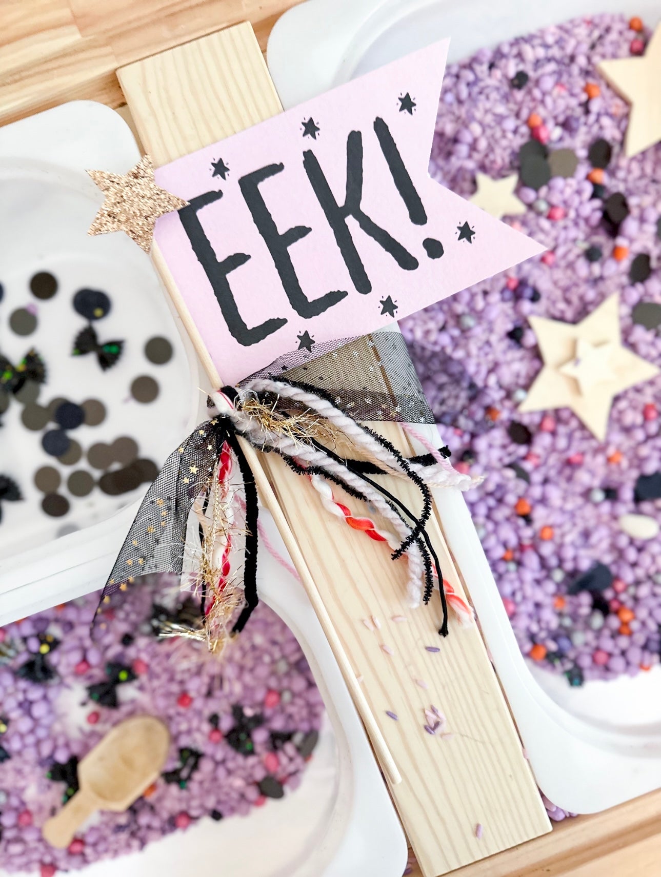 EEK! Pennant Flag | Halloween Pennant | Boo Party Decor | Boo Flag | Halloween Decor | Halloween Flag