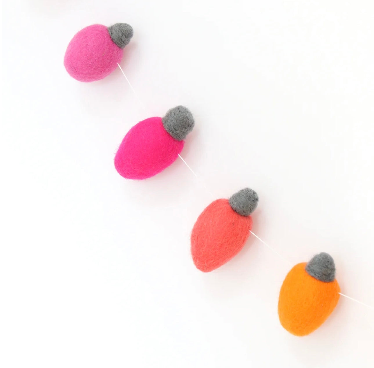 Light Bulb Felt Garland