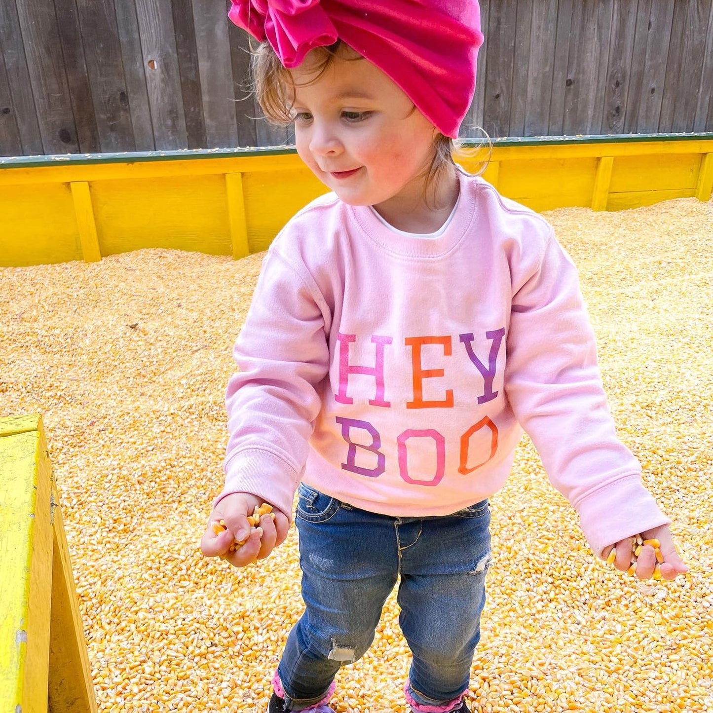“Hey Boo” Halloween Baby Girls Pullover Sweatshirt