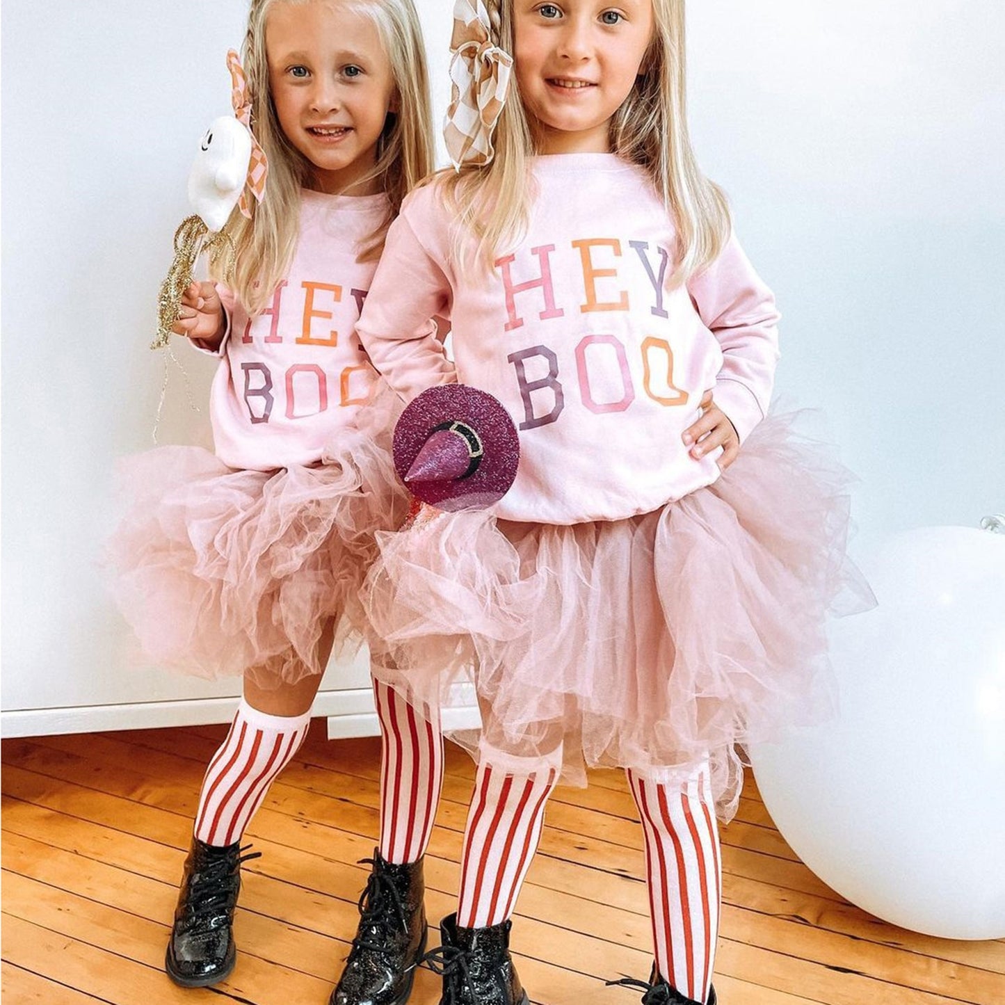 “Hey Boo” Halloween Baby Girls Pullover Sweatshirt